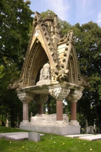 picture of the Matthews Tomb in Green-Wood Cemetery