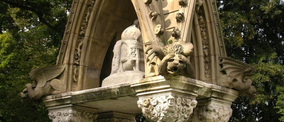 picture of the Matthews Tomb in Green-Wood Cemetery