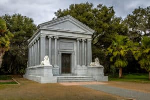 mausoleum burial